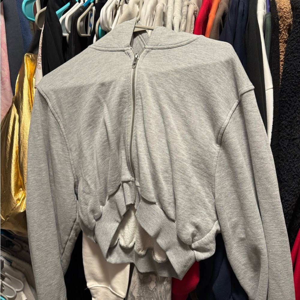 ALO Yoga Heather cropped Gray Zip-Up Jacket